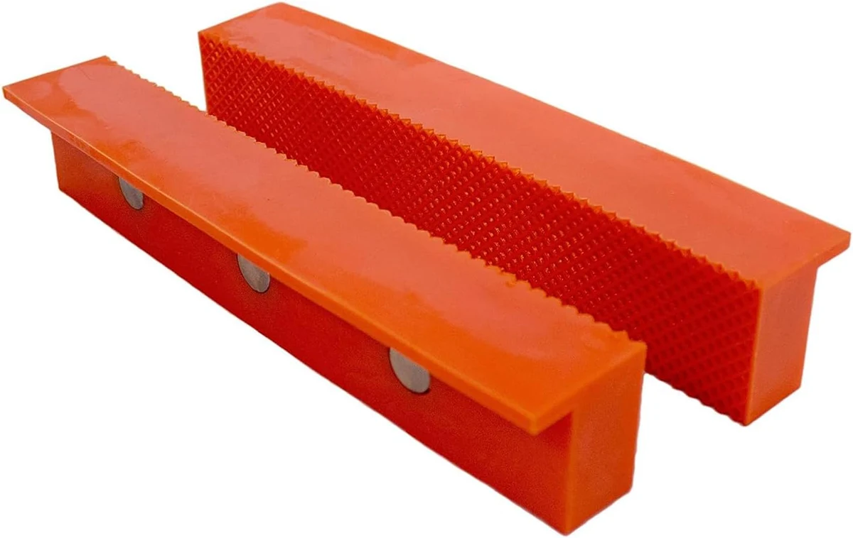 Best Woodworking Vise Jaw Pads: Covers vs Wooden Faces
